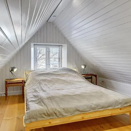 2 Bedroom Stunning In Prázdninový dům Tisvildeleje